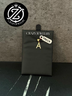 Inicial A de Oro con circonias