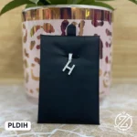 Inicial con cristales letra H - Dije de...