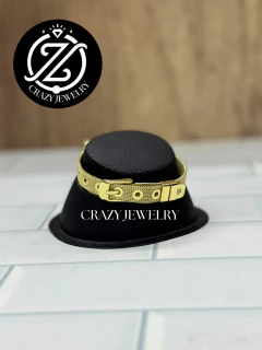 PULSERA TIPO CINTURON CON INICIAL Y CORA...